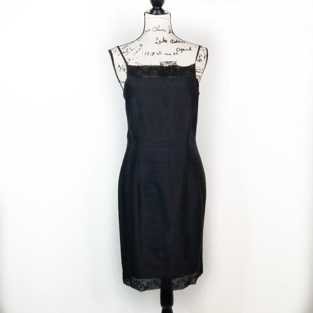 LIZ CLAIBORNE ▪︎ 100% Silk Dress w/square sheer embroidery @ neckline & hem, EUC